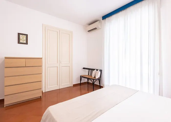 Sorrentovibes - New With Balconies In Center * Sorrento