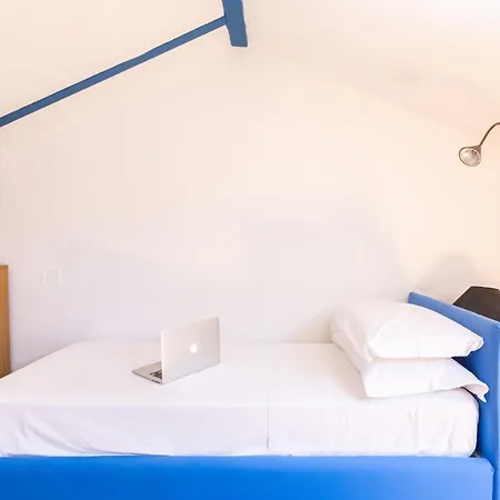 Sorrentovibes - New With Balconies In Center Сорренто