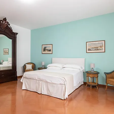 Sorrentovibes - New With Balconies In Center Appartamento Sorrento