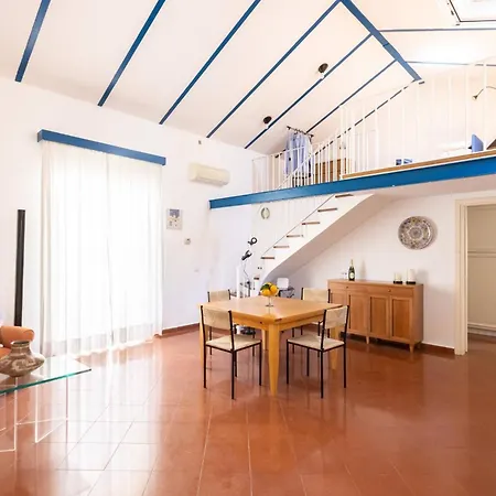 Sorrentovibes - New With Balconies In Center *