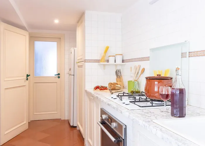 Sorrentovibes - New With Balconies In Center *